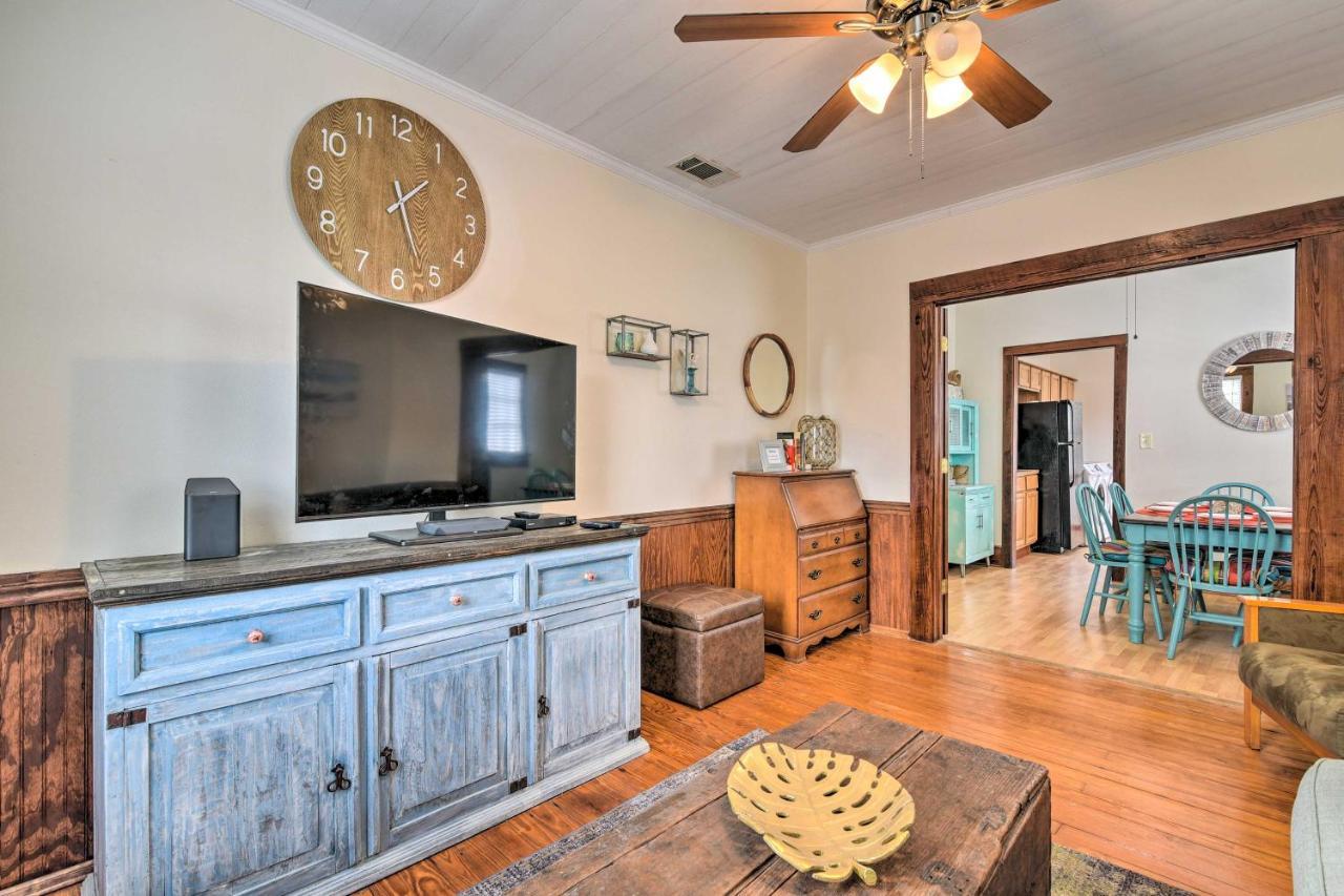 Galveston 'Blue Bungalow' - Walk To Beach! 외부 사진