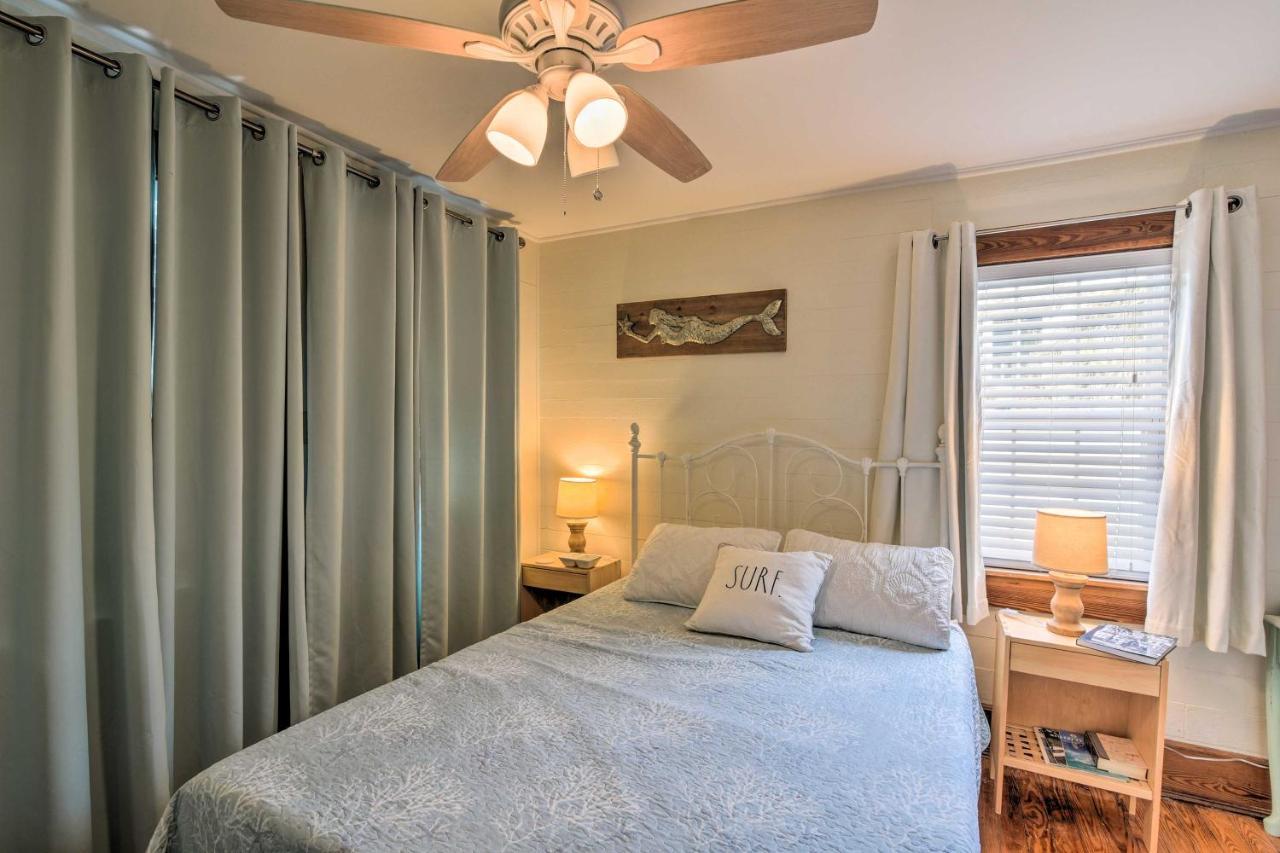 Galveston 'Blue Bungalow' - Walk To Beach! 외부 사진