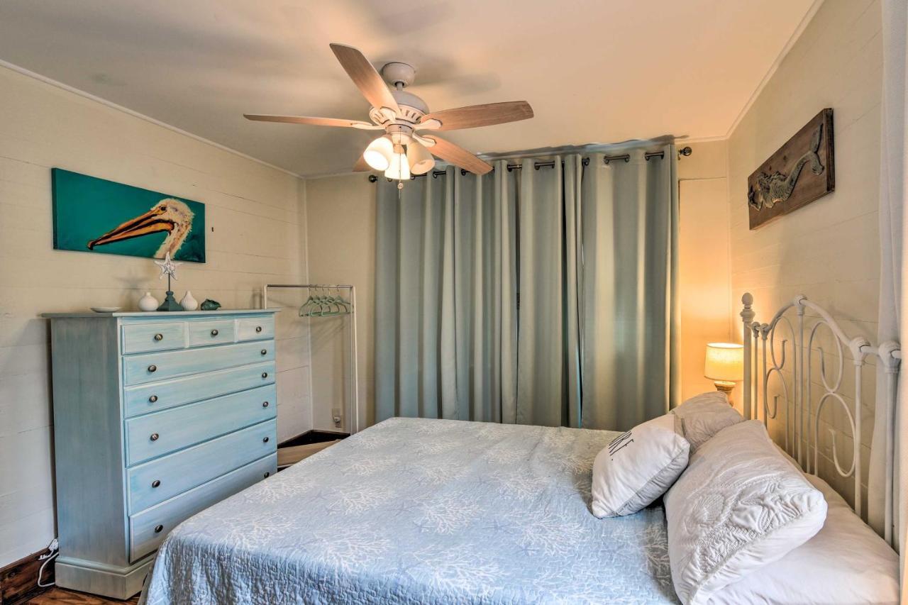 Galveston 'Blue Bungalow' - Walk To Beach! 외부 사진